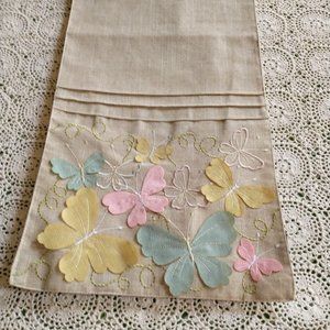 Table Runner Embroidered Butterflies Lintex NWT